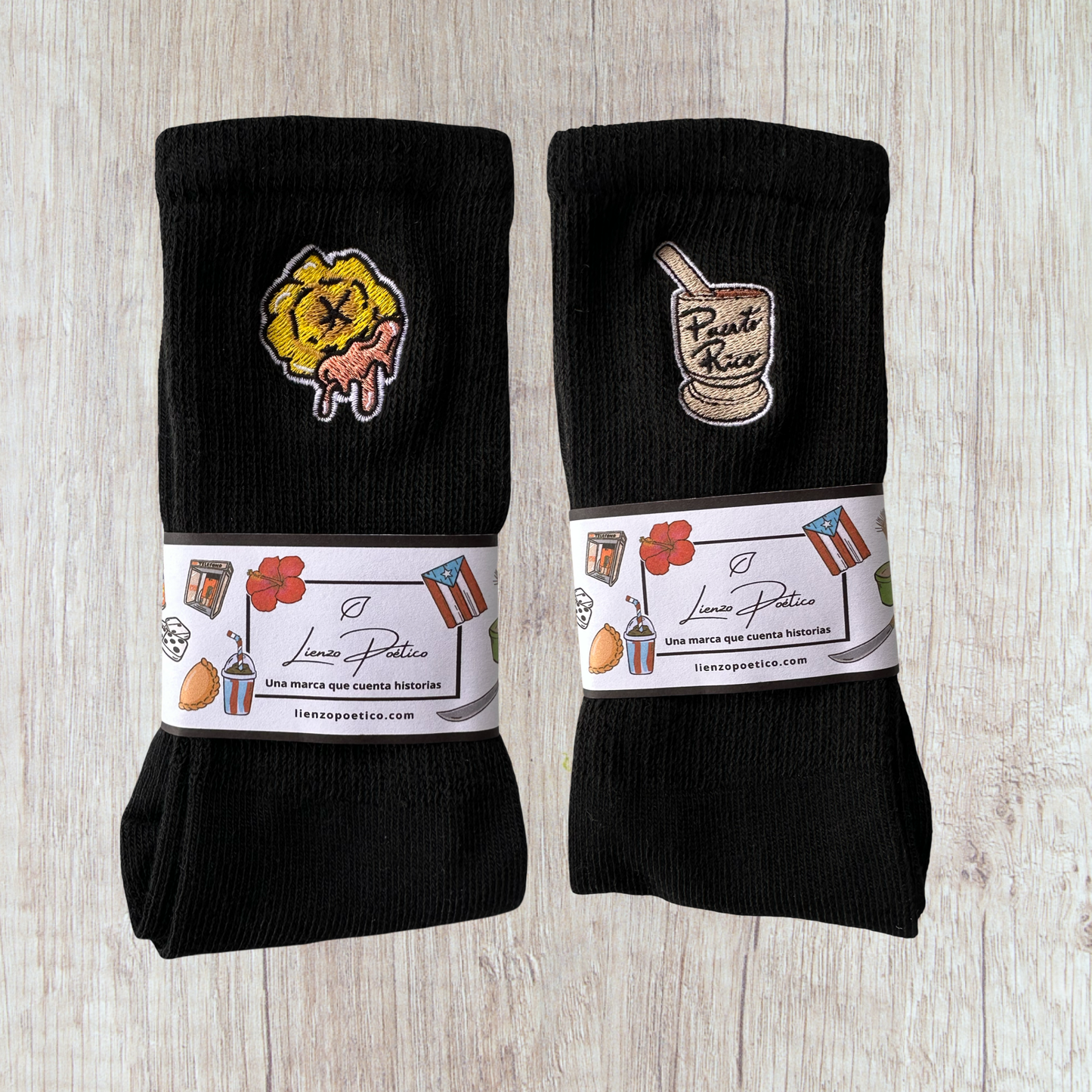 Medias bordadas de Tostón con Pilón