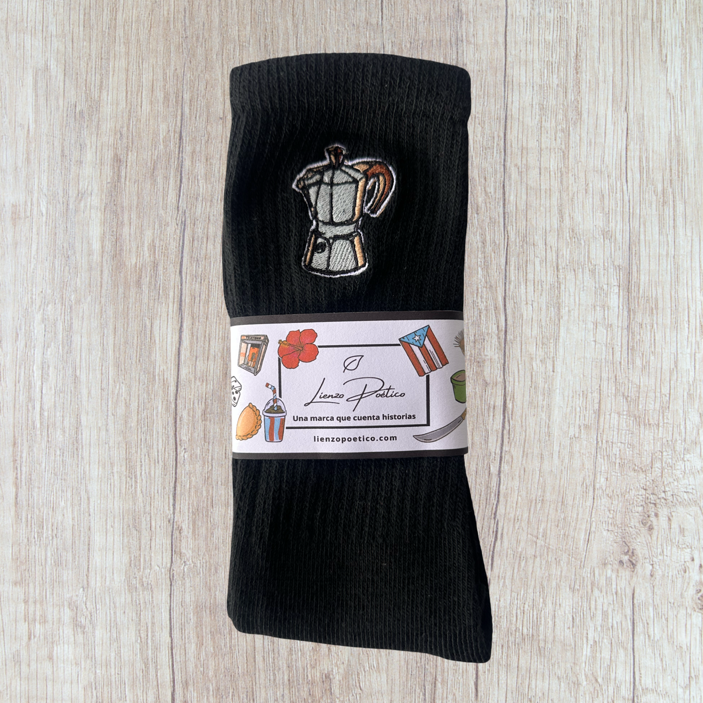 Medias bordadas de Greca