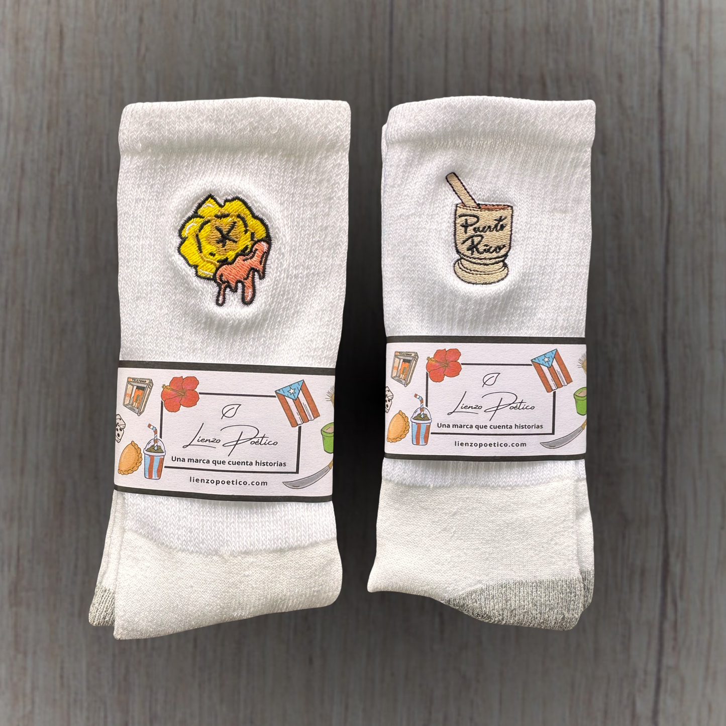 Medias bordadas de Tostón con Pilón