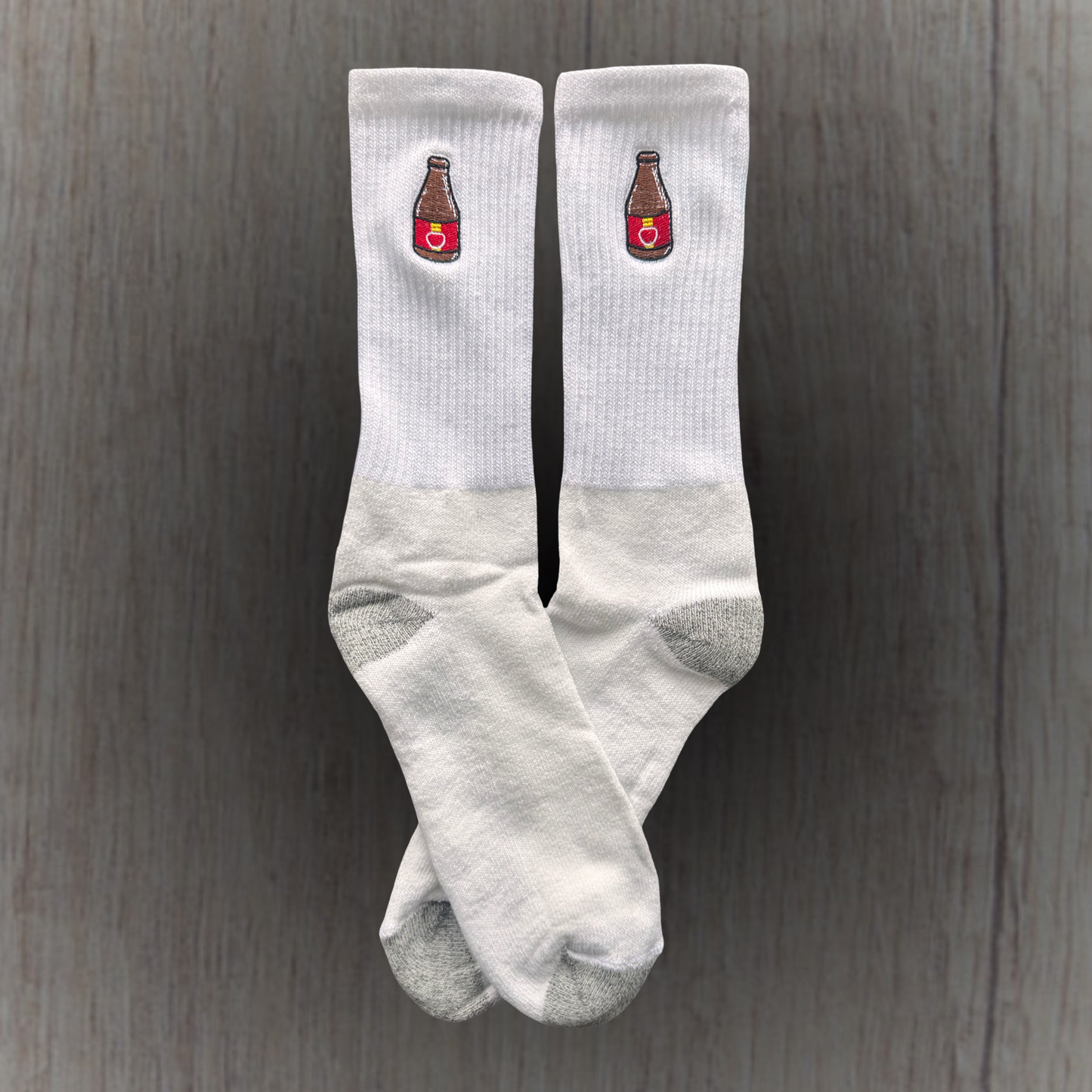 Medias bordadas de Malta