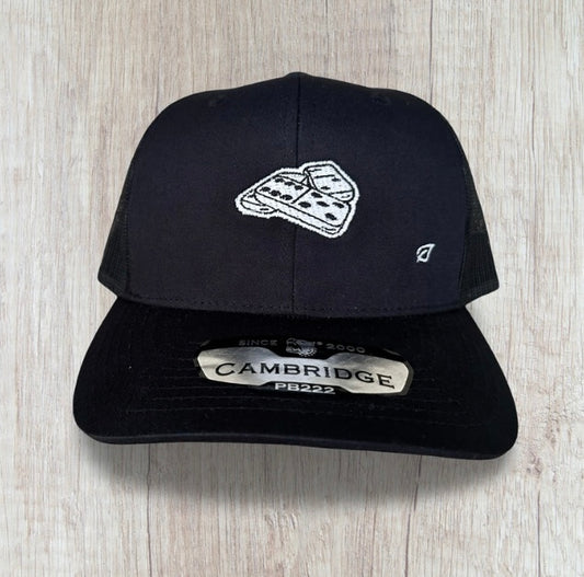 Gorra bordada de Dominó